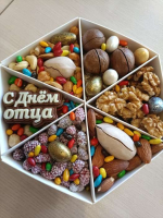 Коробка - менажница Белая с окном для сладостей и закусок 23×4 см — изображение 3