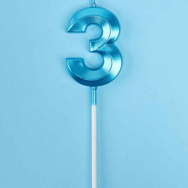 Свеча в торт на шпажке Цифра "3" «Грань» Голубая