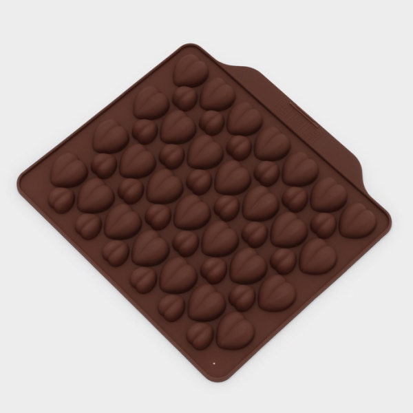 Форма для шоколада «Море сердец» 52 ячейки