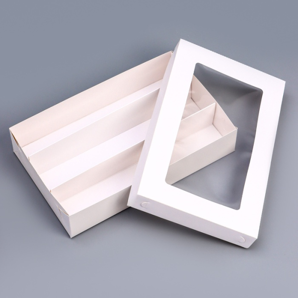 Коробка для макарун с ложементом Белая 26.5×16.5×5.5 см