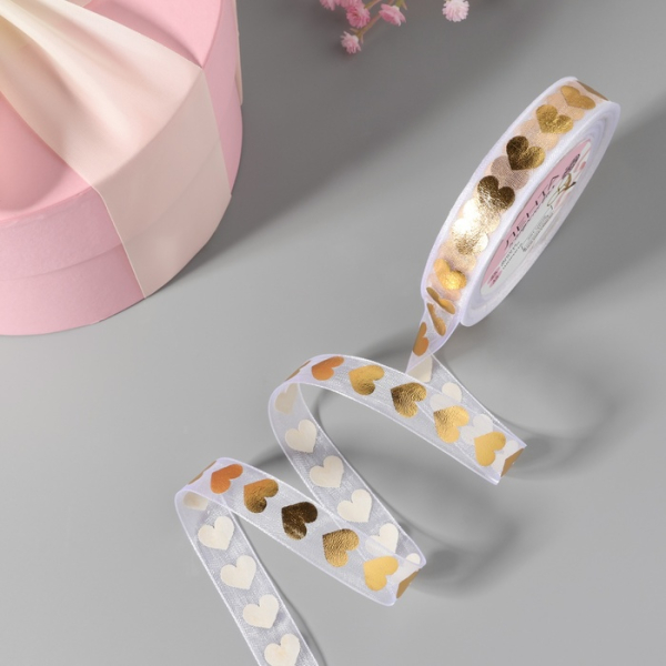 Лента капроновая «Сердца» 15 мм 23±1 м белая/золотая