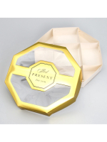 Коробка - менажница Золото с окном Best PRESENT 27×27×5 см