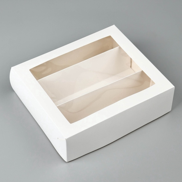 Коробка для 9 макарун, с ложементом, с окном Белая 16.5×19×5.5 см