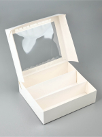 Коробка для 9 макарун, с ложементом, с окном Белая 16.5×19×5.5 см — изображение 2