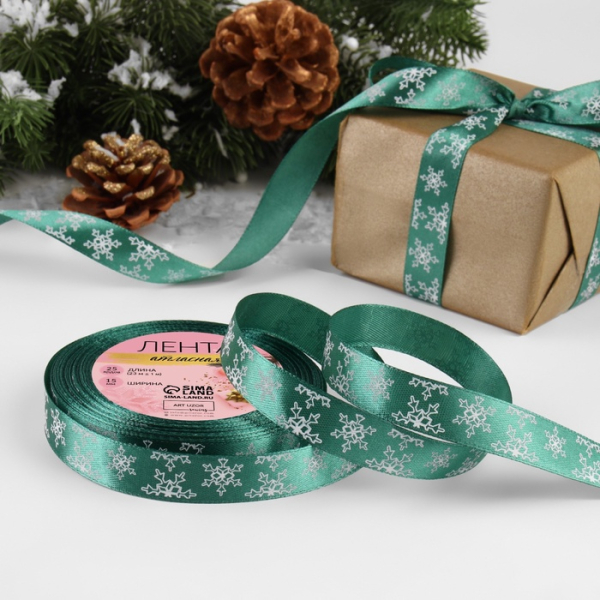 Лента атласная «Снежинки» Зелёная 15 мм, 23±1 м
