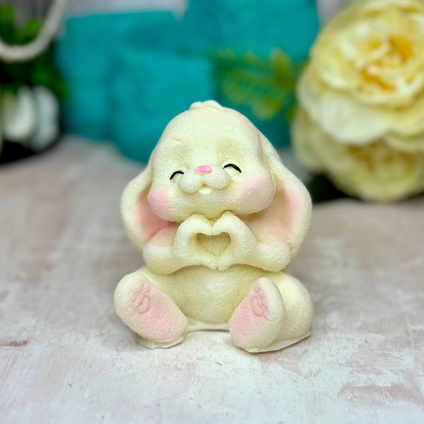 IMG-20241011-WA00481 Фигурка из глазури "Зайка Лайкер" Белый — изображение 1