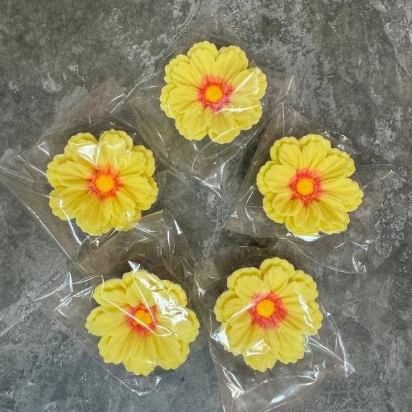 Фигура из глазури "Космея махровая" 3Д Жёлтая