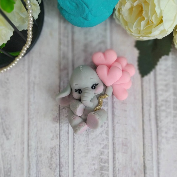 Фигура из глазури "Слоник с воздушными шарами розовые"