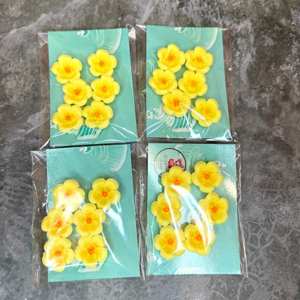 Фигура из глазури "Цветы Вишни MINI" 3Д Набор 6 шт Жёлтые