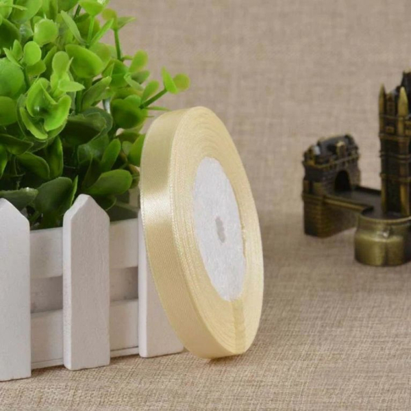 Лента для декора и упаковки Атласная Кремовая 12 мм 23 м