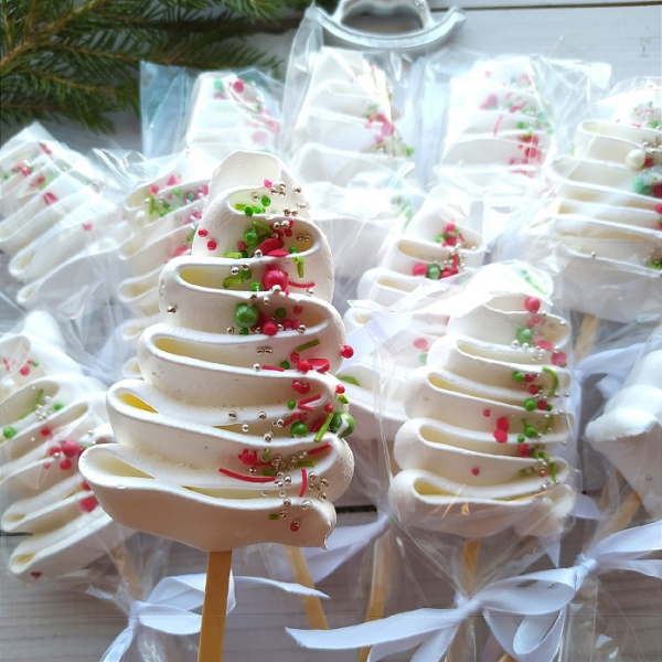 Безе фигурное "Ёлка" Белая с цветной посыпкой