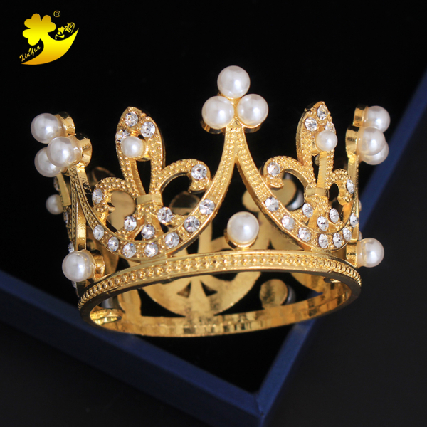 Корона декоративная Золотая Пластик 5.5 см