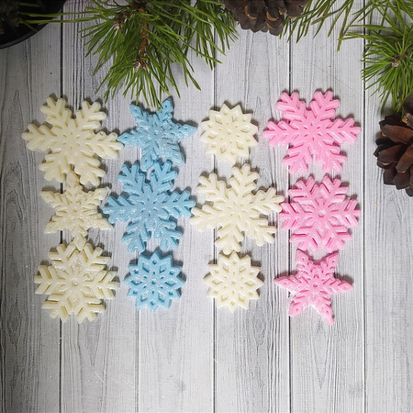 Фигура из глазури Набор "Снежинки" 3шт Белые/Голубые