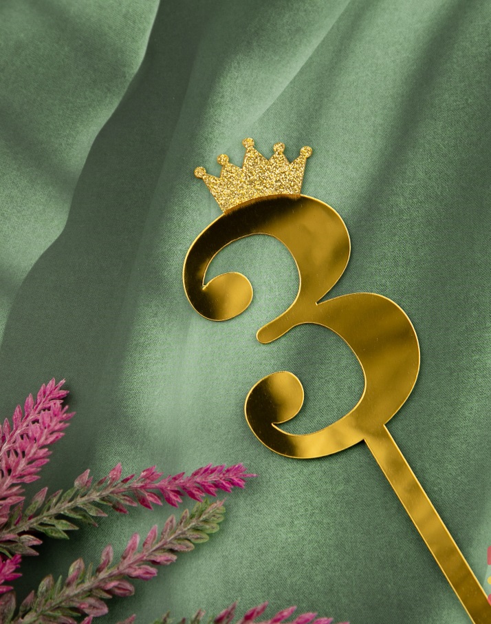 1-39 Топпер декоративный Цифра "3" Золото 10,5 см — изображение 1