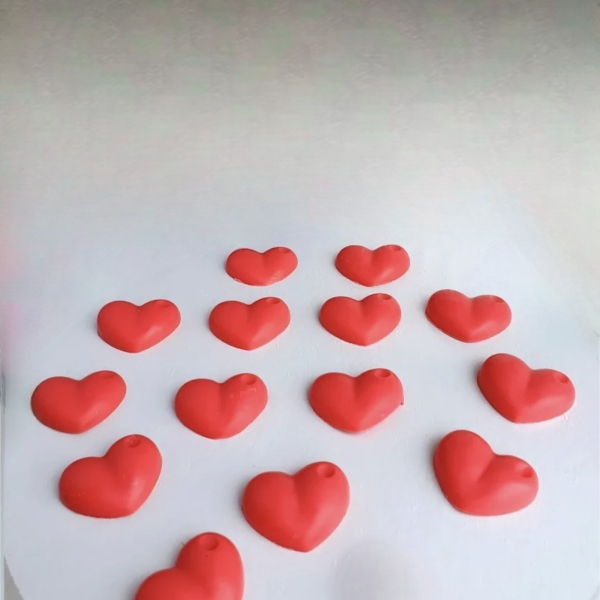 Фигура из шоколадной глазури "Набор 3 Сердца" Красный, 3 шт