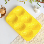 Силиконовая форма на Пасху «Зайцы и цыплята»17.1×26 см желтая