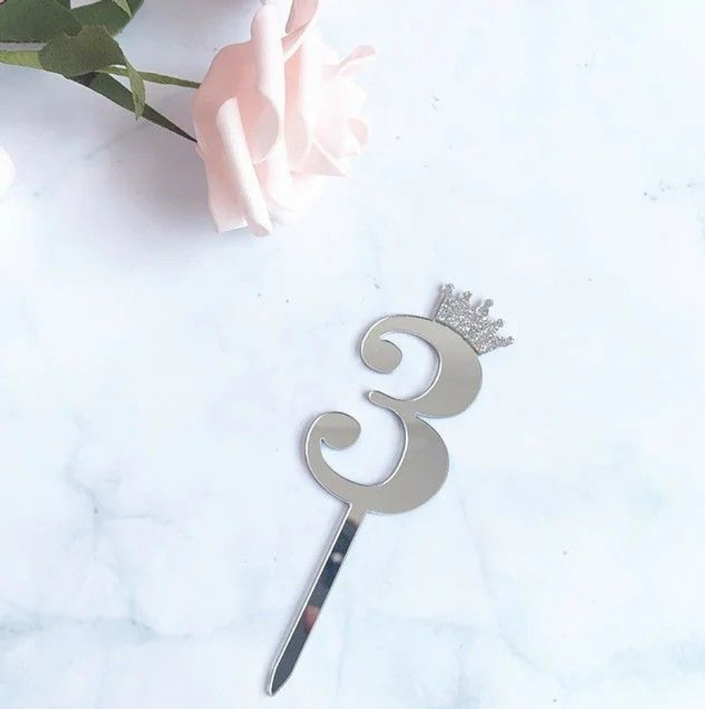 9u0ztbrfaigwg4cww4kocc4o4s8ws4 Топпер декоративный Цифра "3" Серебро 10,5 см — изображение 1