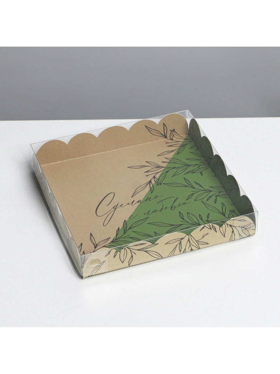 1600-68 Коробка с пластиковой крышкой «Сделано с любовью» Крафт 18×18×3 см — изображение 1