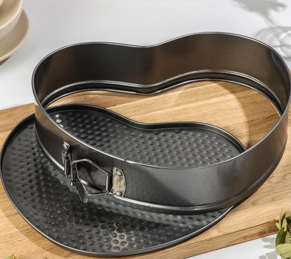 Форма разъёмная с антипригарным покрытием Сердце 24 см