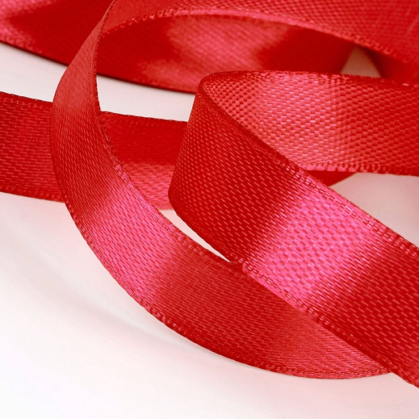 Лента для декора и упаковки Атласная 026 Красная 1,2 см